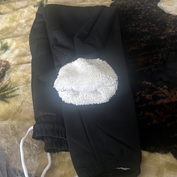 Swet pants - Picture 2 of 2